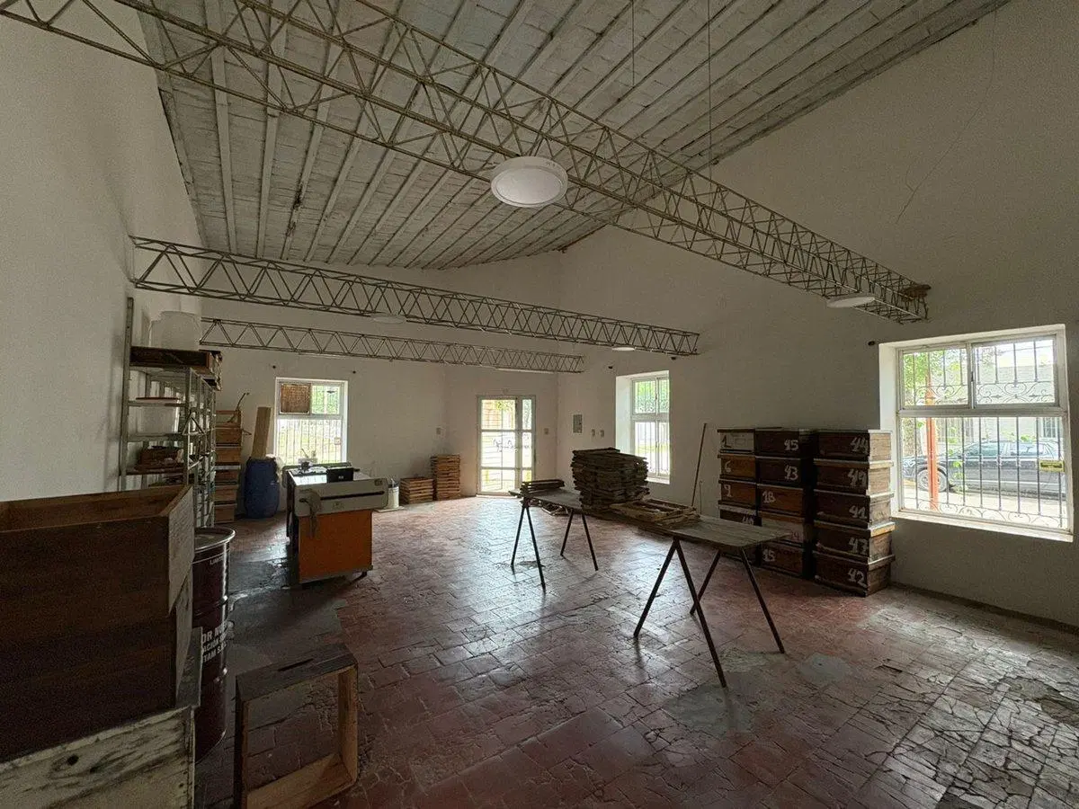 VENTA DE CASONA CENTRICA EN ESPERANZA 5