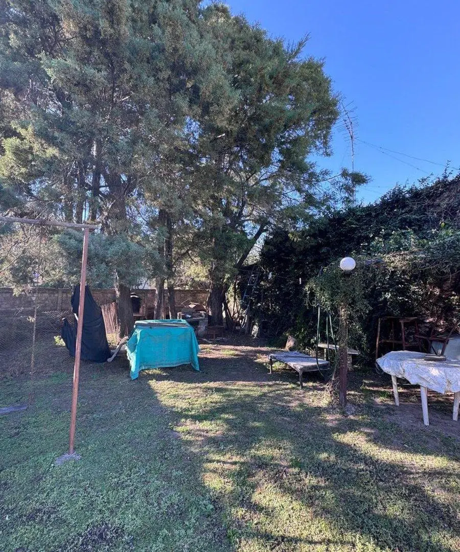 VENTA CASA CON GALPONES - ZONA CENTRO HUMBOLDT 3