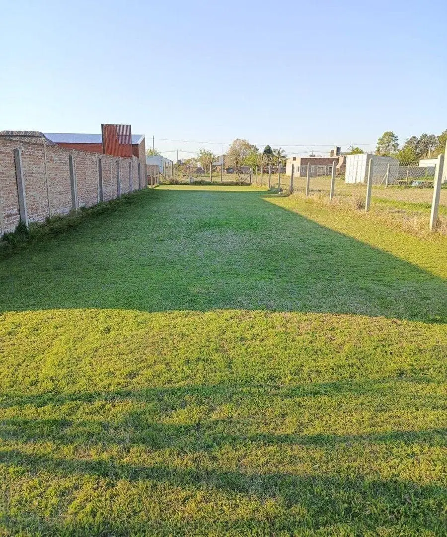 VENTA TERRENO EN LA LOCALIDAD DE CAVOUR 2