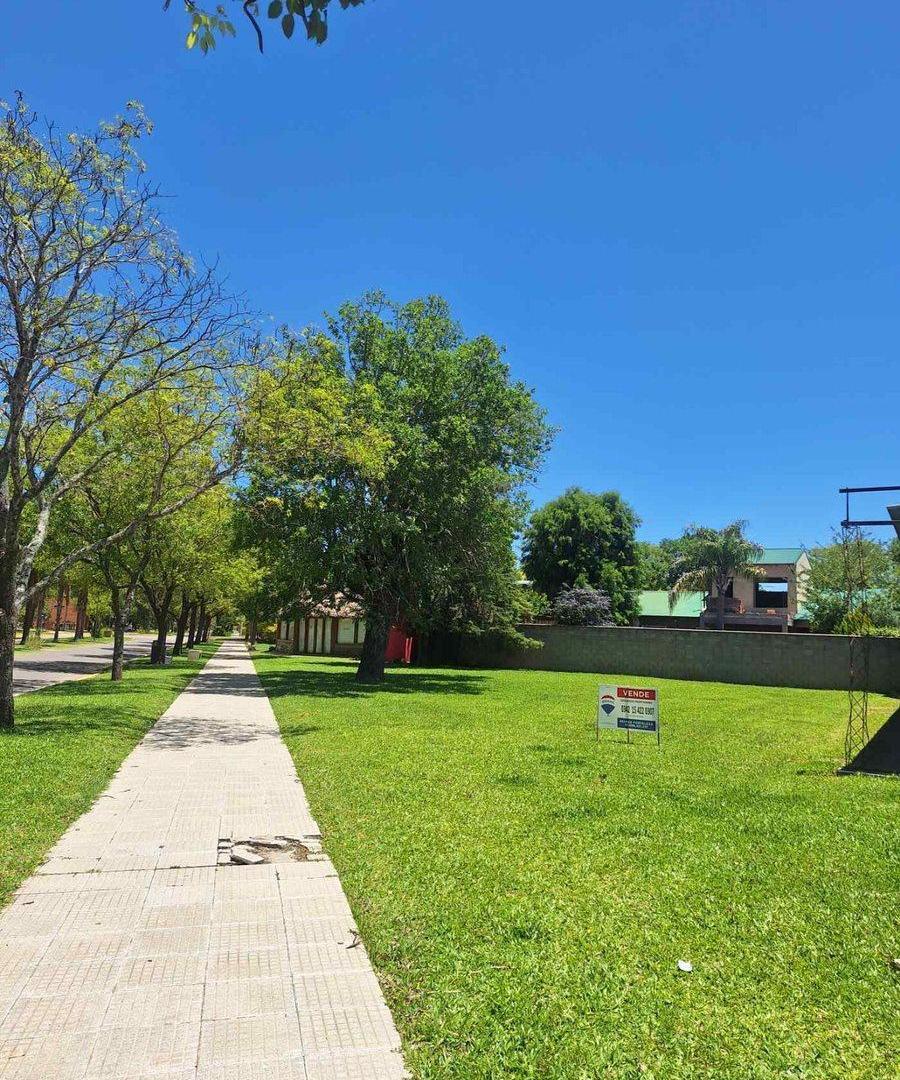 VENTA TERRENO EN LLAMBI CAMPBELL.-