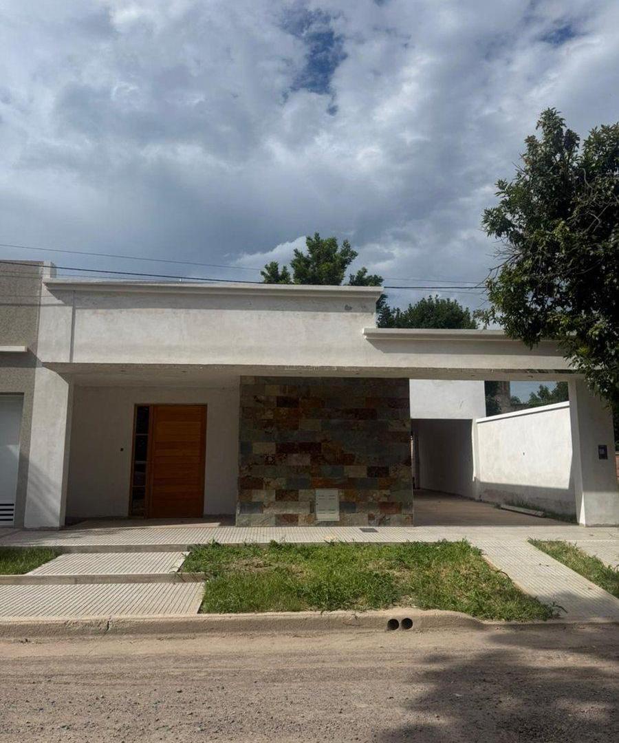 VENTA CASA A TERMINAR - ESPERANZA .-
