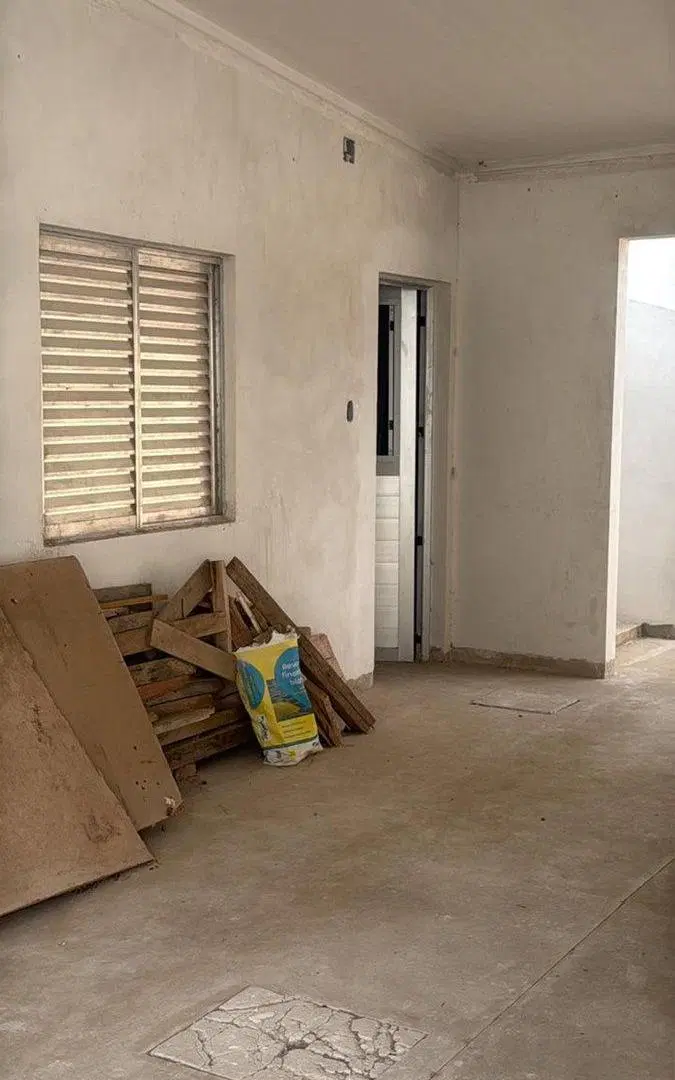 VENTA CASA A TERMINAR - ESPERANZA .- 5