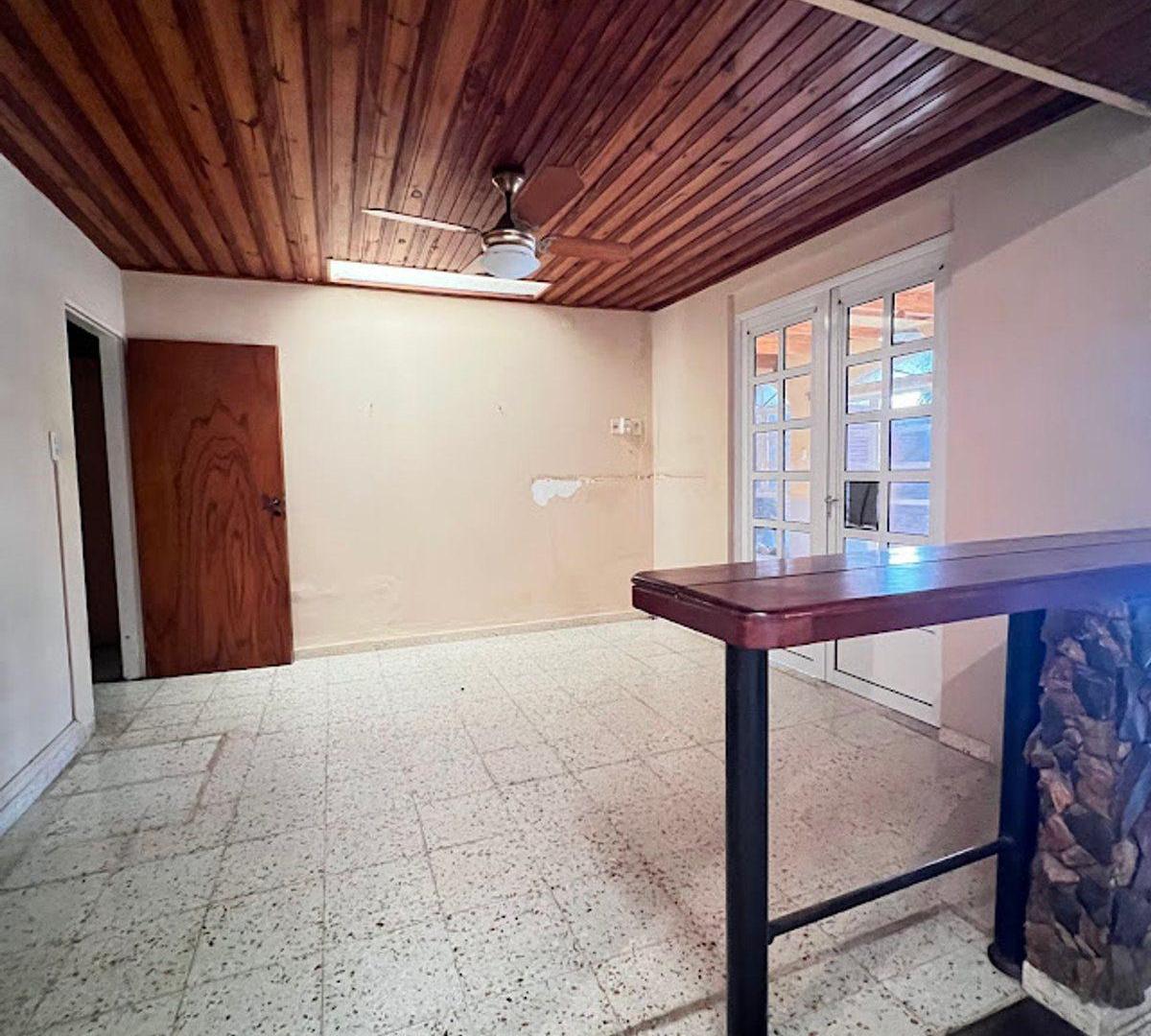 Foto de EN VENTA CASA BARRIO SUR - CON QUINCHO Y PILETA, imagen 4