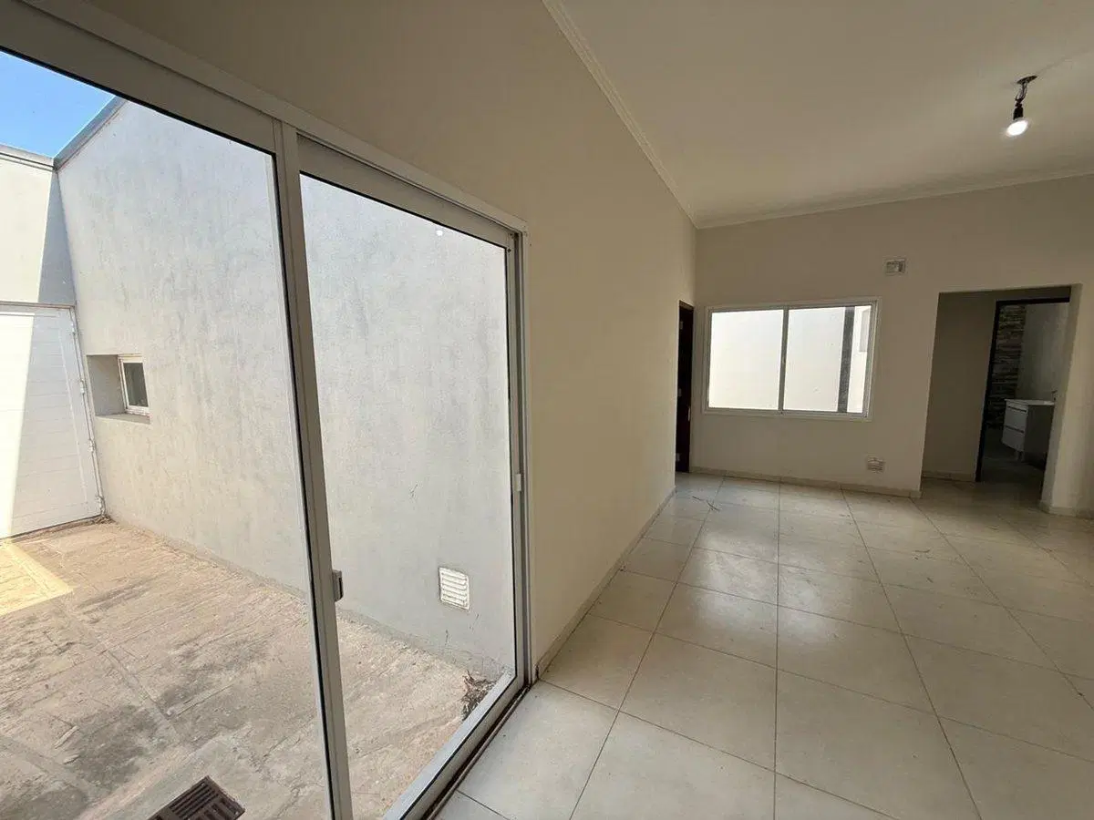 VENTA CASA A ESTRENAR - Barrio Oeste, Esperanza.- 2