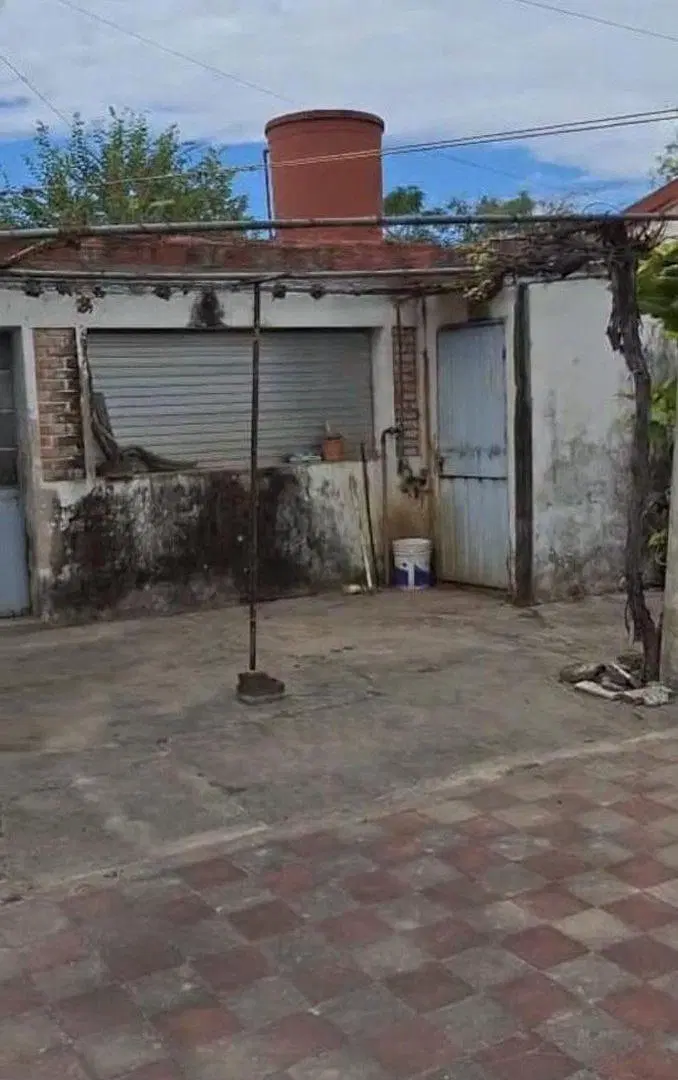 VENTA PROPIEDAD EN EXCELENTE UBICACION EN CAYASTA 4