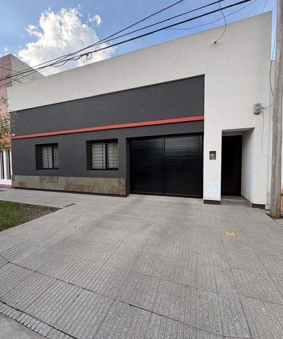 Venta casa 3 dormitorios con garaje 3