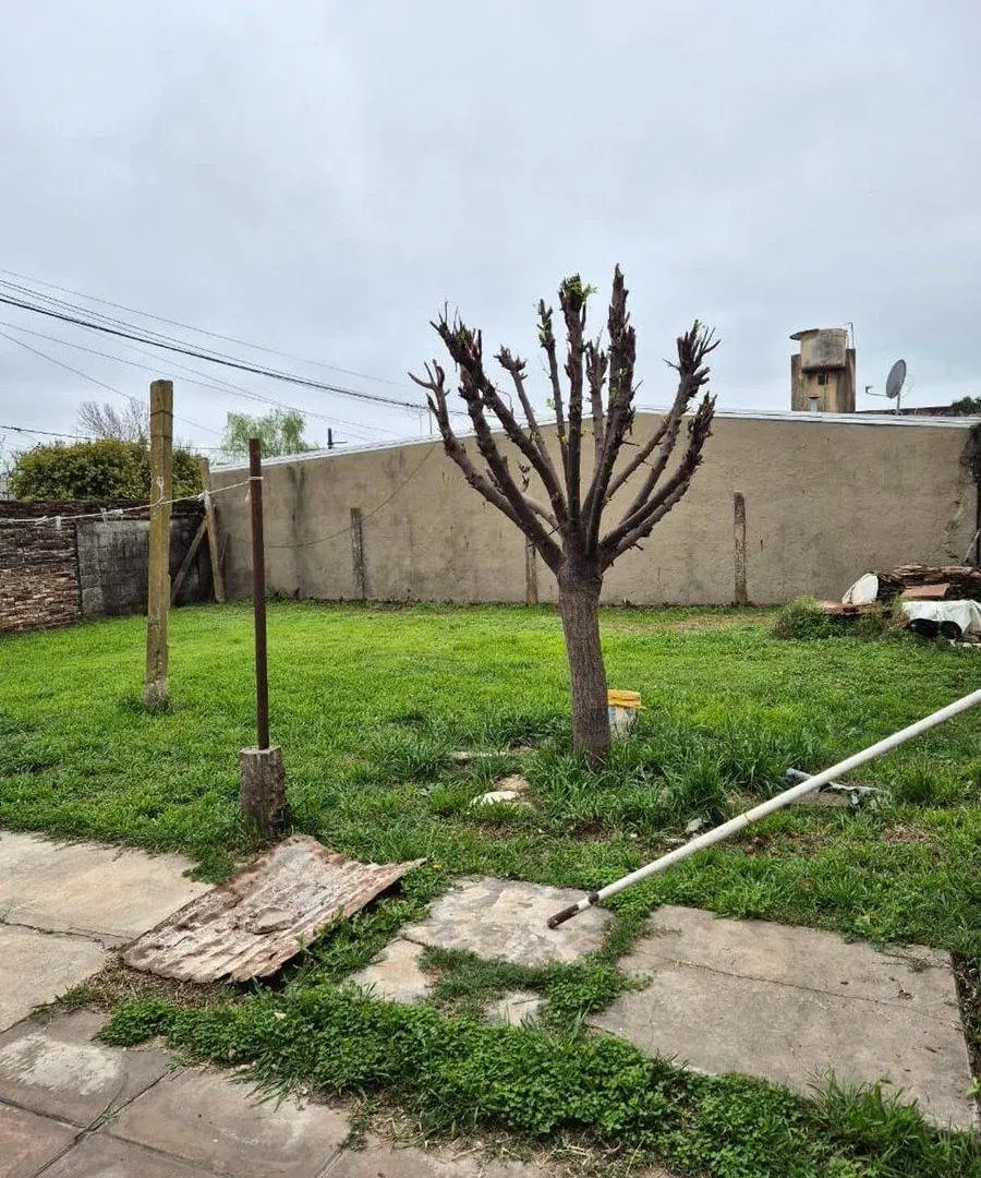 VENTA DE CASA SOBRE ESQUINA - PILAR 4