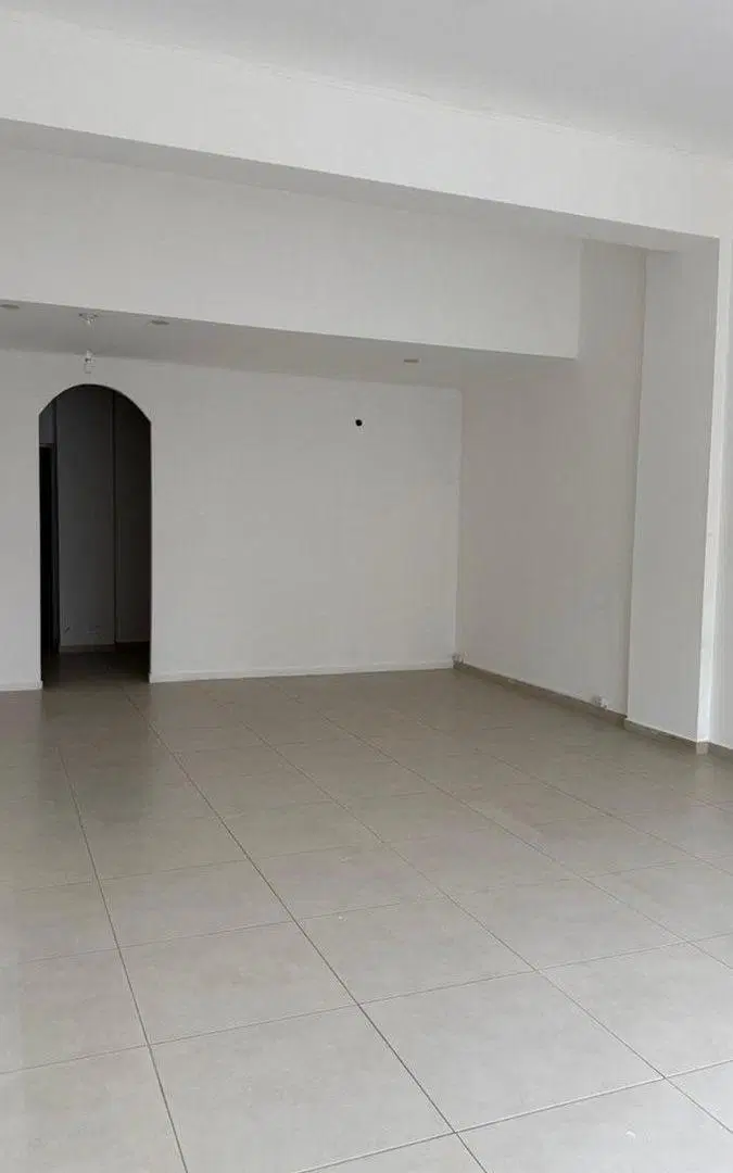 Local comercial en pleno centro de Esperanza 3
