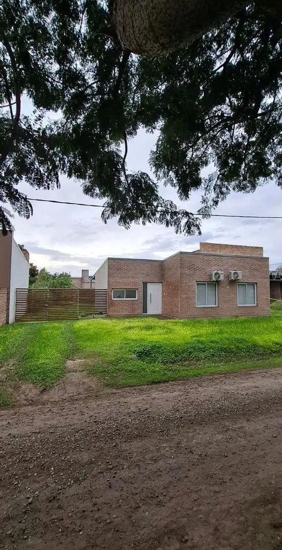 VENTA CASA 2 DORMITORIOS EN PUJATO 3