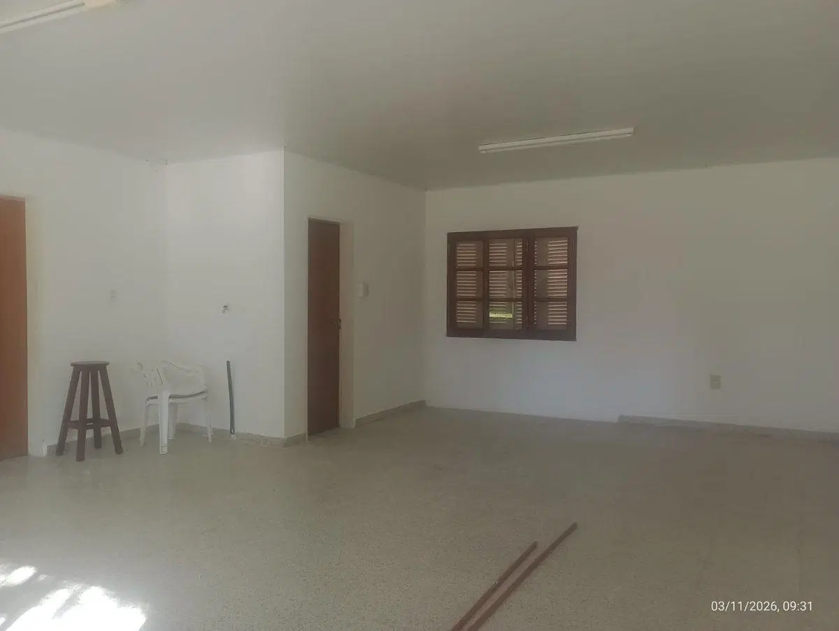 ALQUILER LOCAL COMERCIAL BARRIO NORTE 2