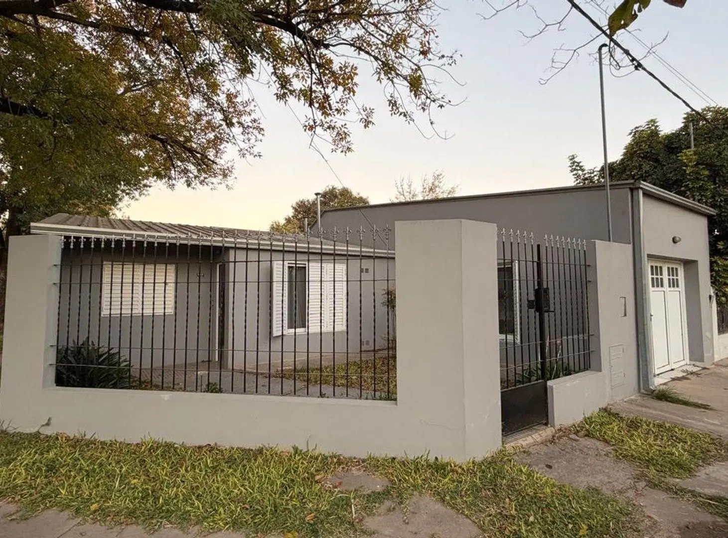 VENTA CASA B° SUR - LA RIOJA ESQ. ZIMMERMANN 2