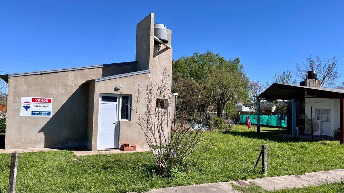 VENTA CASA un dormitorio - San Carlos Norte.-