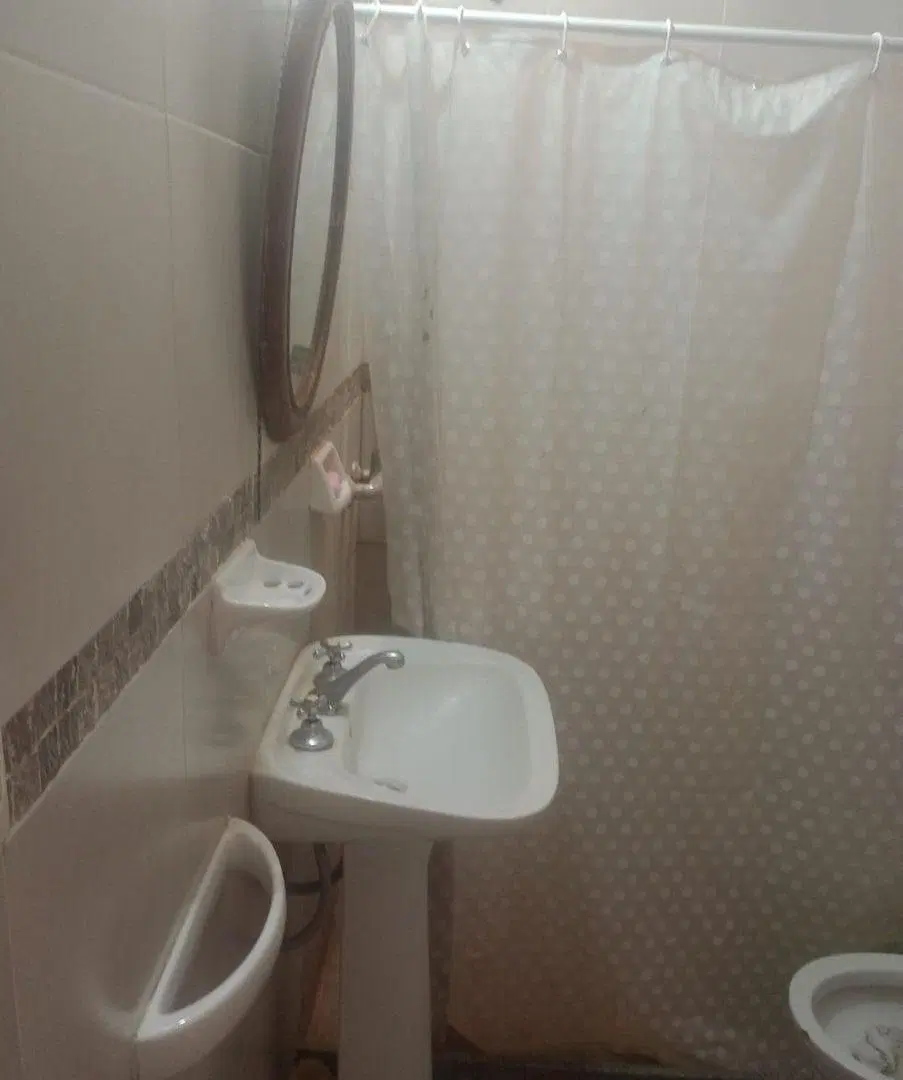 VENTA DPTO  BARRIO OESTE, AMPLIO, CON PATIO 2