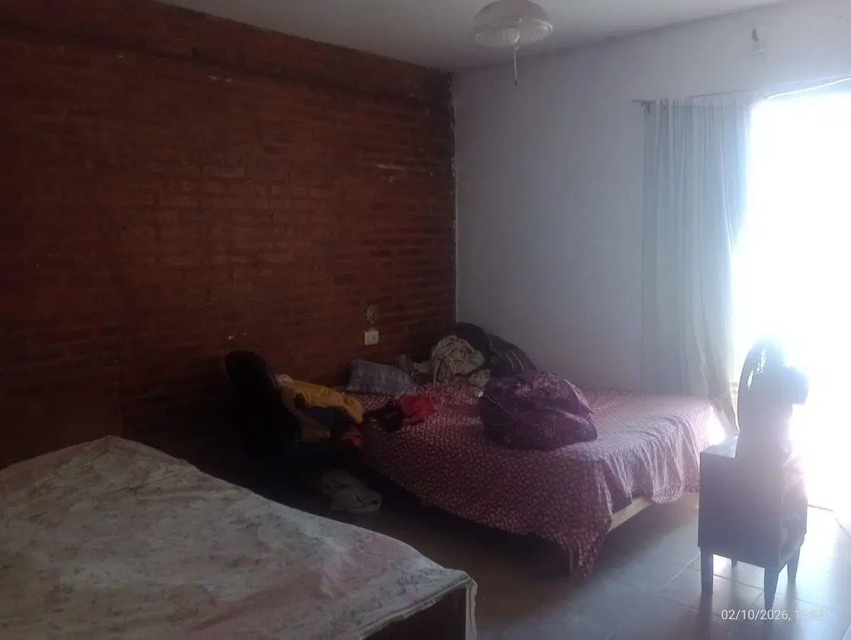 VENTA DPTO  BARRIO OESTE, AMPLIO, CON PATIO 3
