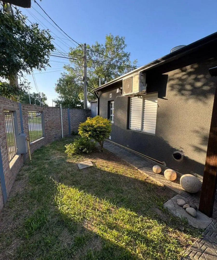 VENTA CASA DOS DORMITORIOS -  BARRIO NORTE 3