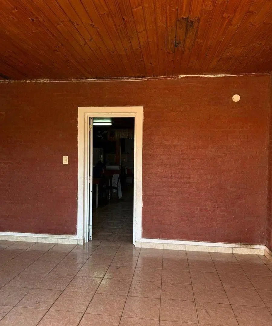 VENTA CASA MÁS DEPARTAMENTO EN PILAR 4