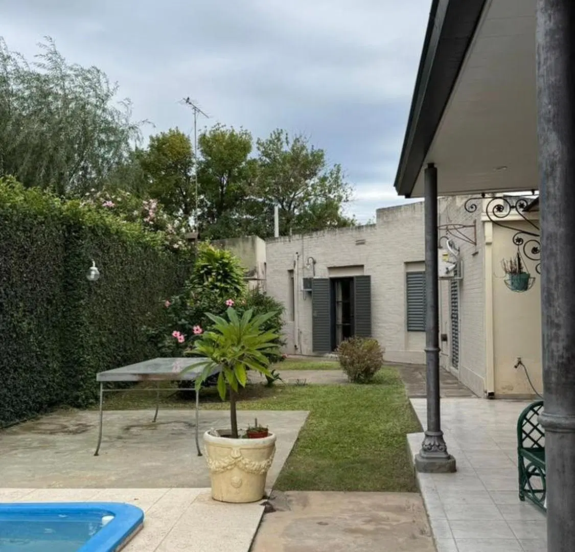 VENTA CASA familiar - 3 dormitorios, Esperanza. 8