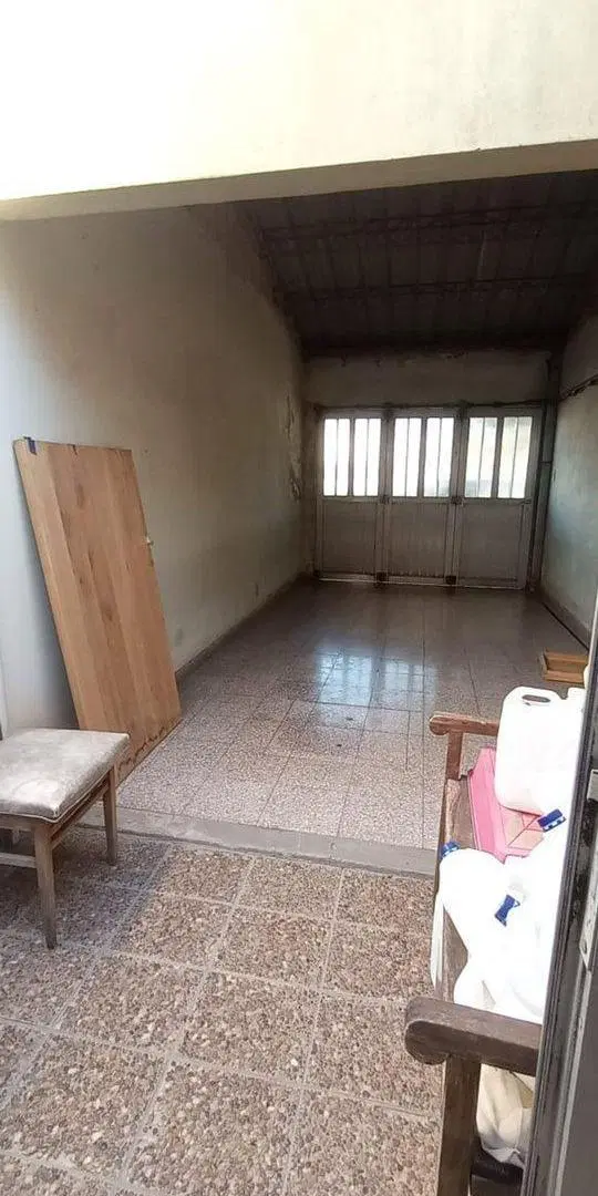 VENTA CASA BARRIO PARQUE/CENTRO SOBRE AVENIDA.- 8