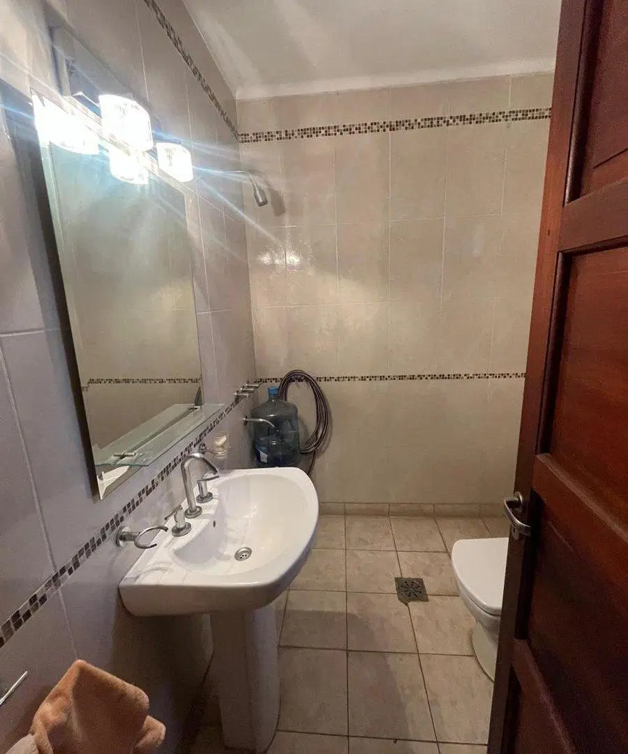 VENTA CASA 3 DORMITORIOS ZONA CENTRO 3