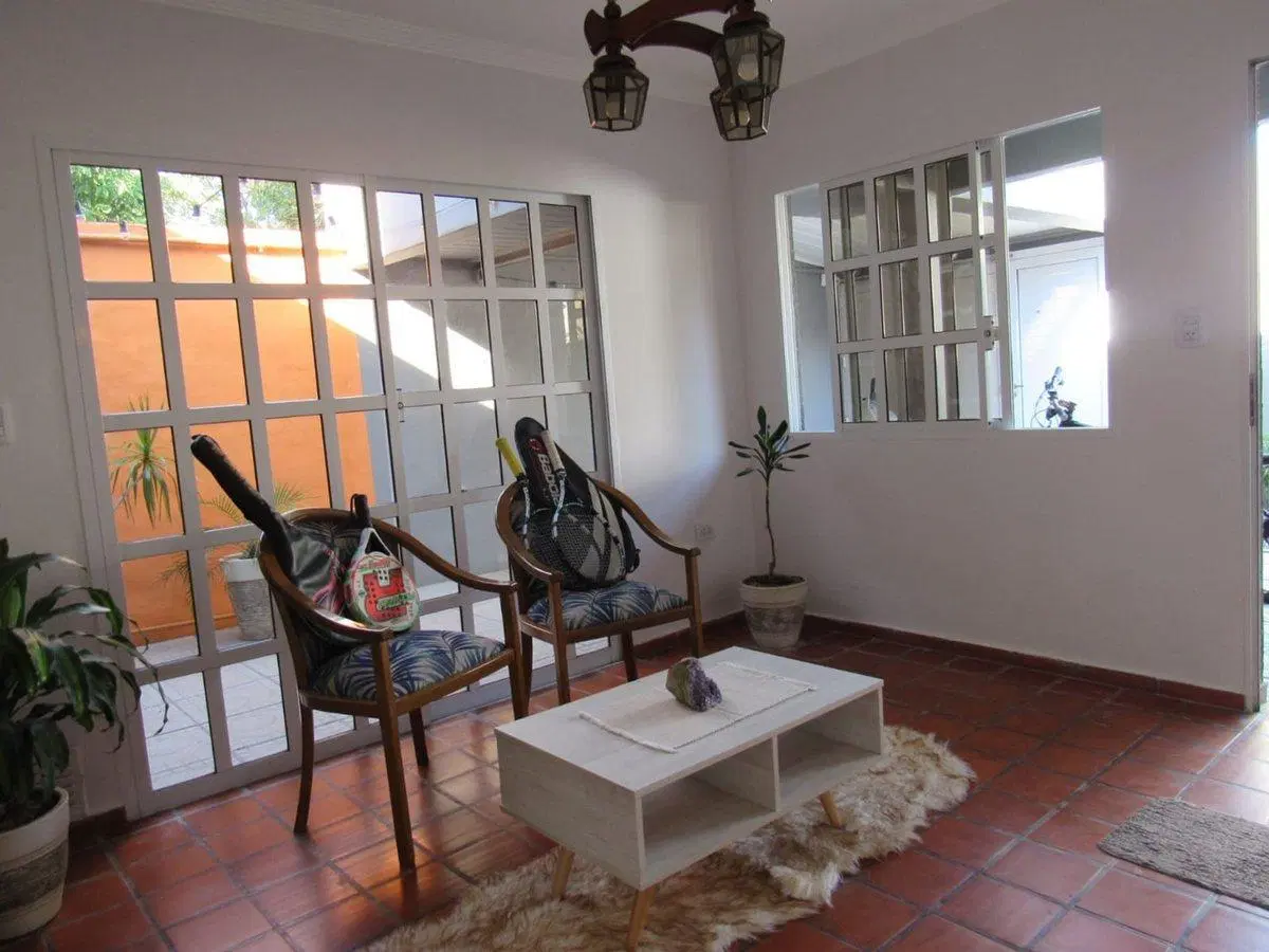 Casa dos dormitorios - Barrio Alborada - 2