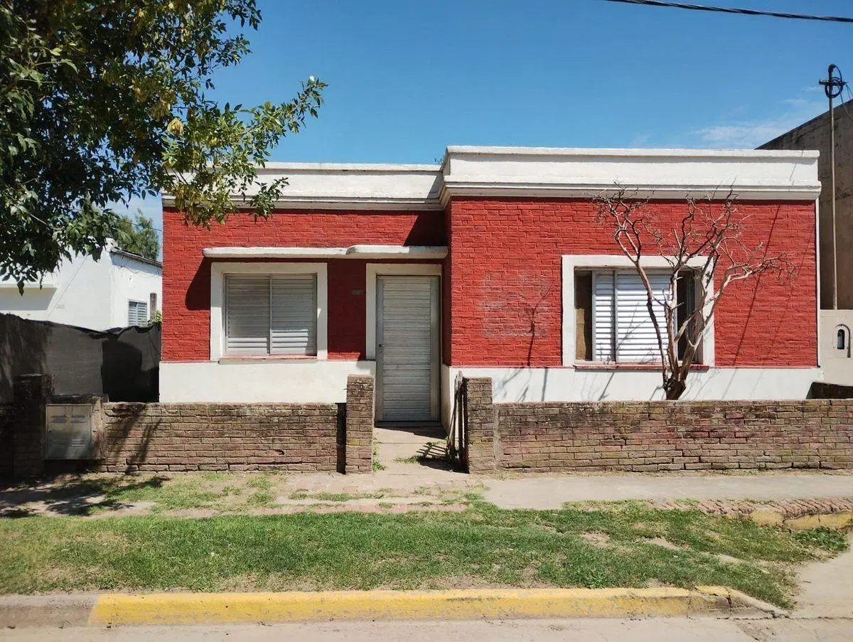 VENTA CASA 2 dormitorios en  San Carlos Sud.- 4