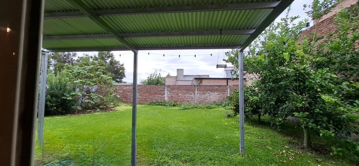 Foto de VENTA CASA 2 DORMITORIOS EN PUJATO, imagen 3