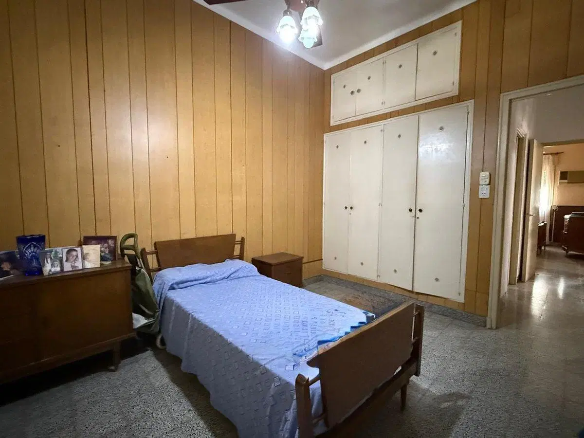 VENTA CASA TRES DORM A 300 MTS PLAZA SAN MARTIN 2
