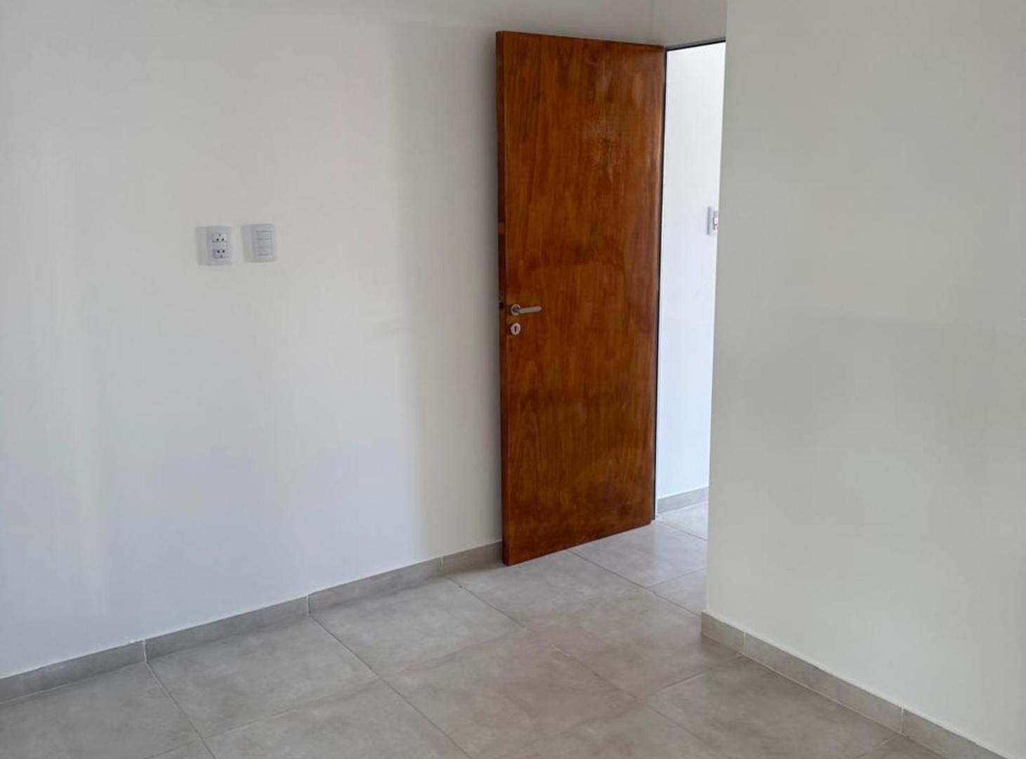 Foto de ALQUILER DPTO 1 DORMITORIO ZONA FACULTAD, imagen 4