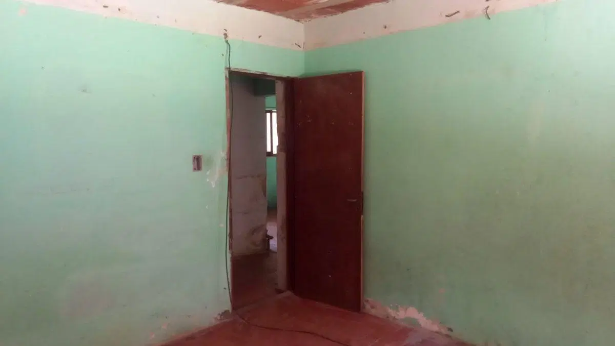 VENTA CASA A REFACCIONAR ZONA CENTRO 4