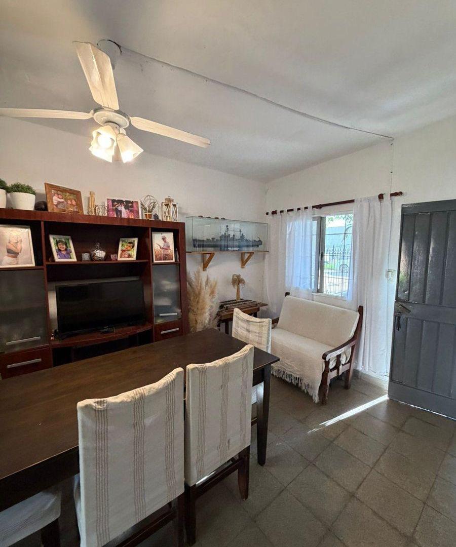 Foto de VENTA CASA 2 DORMITORIOS - ZONA ESTE, imagen 2