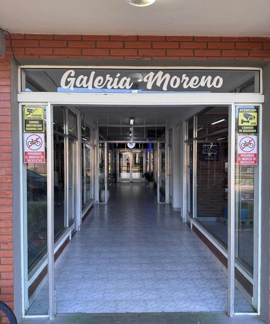 Foto de VENTA GALERIA COMERCIAL HUMBOLDT, imagen 2