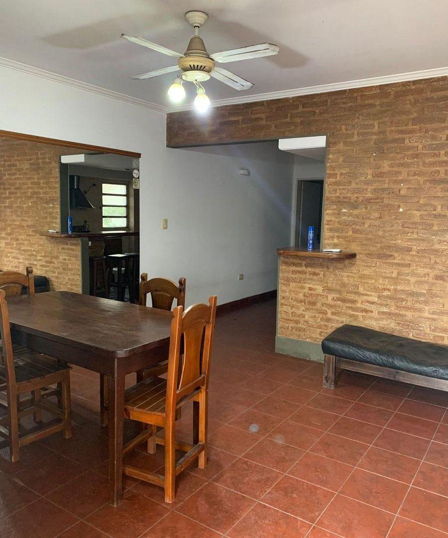 Foto de VENTA CASA 2 DORMITORIOS ZONA FACULTAD, imagen 2