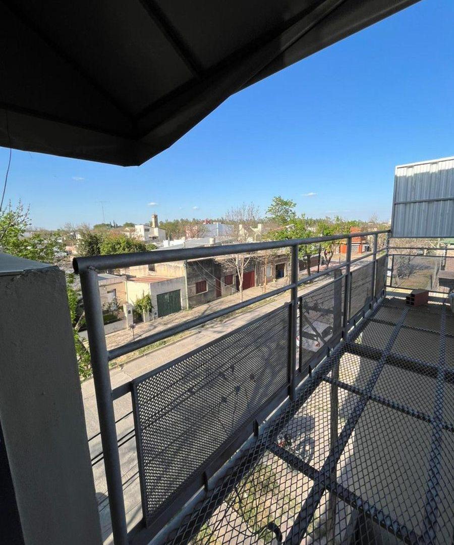 Foto de VENTA DE DEPARTAMENTO CON DOBLE BALCON 1 DORMITORI, imagen 4