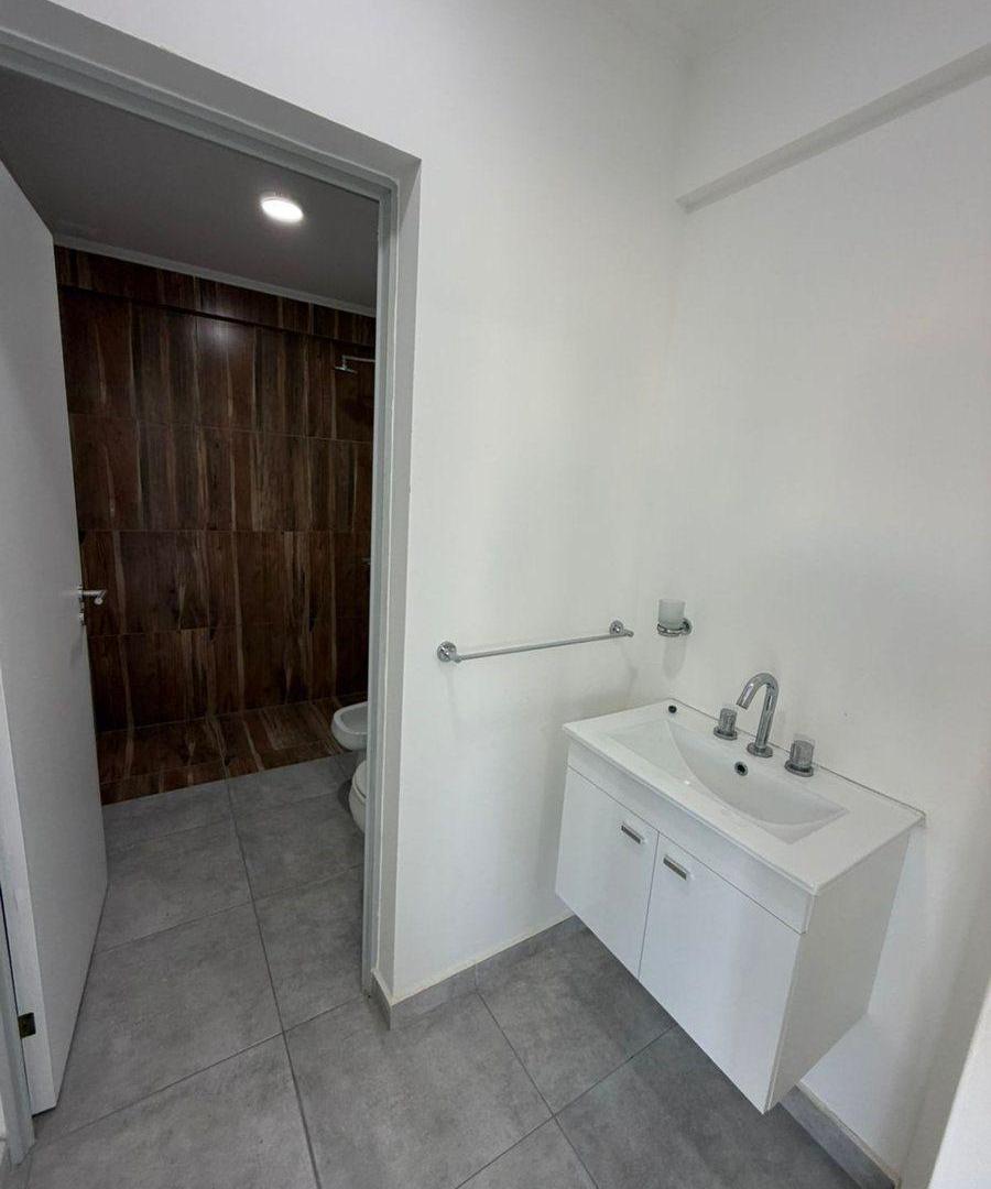 Foto de VENTA DEPARTAMENTO CENTRICO - A METROS DE LA PLAZA, imagen 5