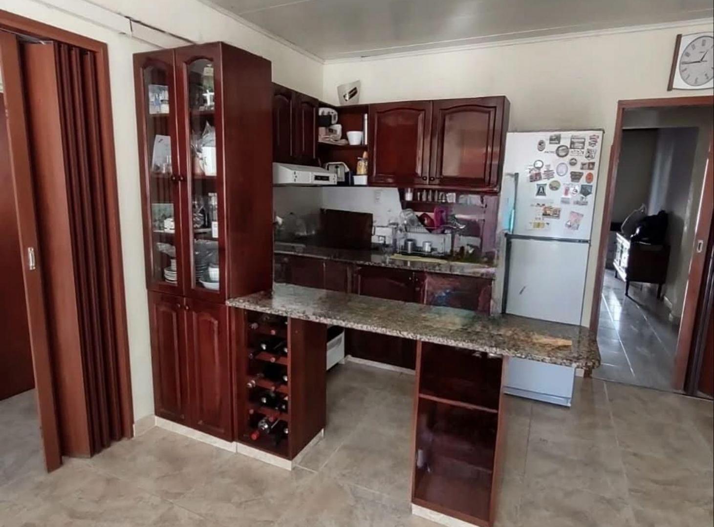 Foto de VENTA CASA 3 dormitorios - Barrio Alborada, imagen 5