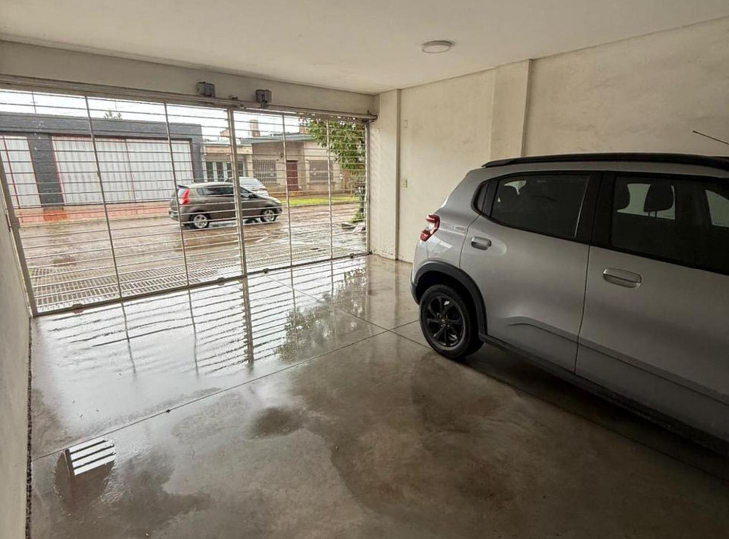 Foto de VENTA DEPARTAMENTO 2 DORMITORIOS EN MACROCENTRO, imagen 1