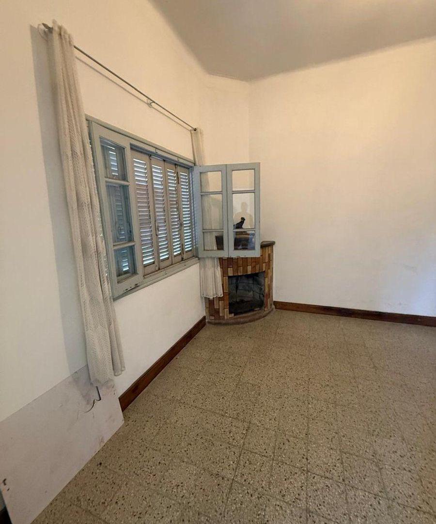 Foto de VENTA CASA 3 DORMITORIOS EN MACROCENTRO, imagen 2