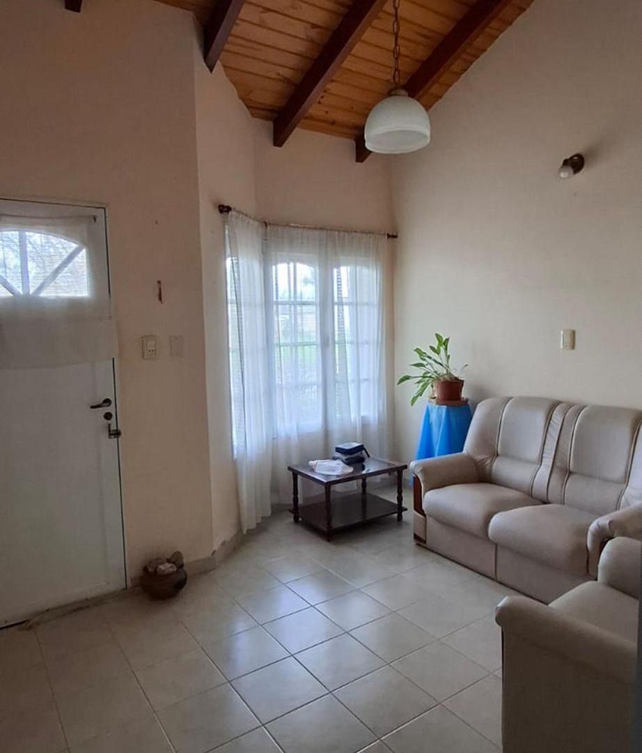 Foto de VENTA CASA 2 DORMITORIOS EN SAN JERÓNIMO NORTE, imagen 3