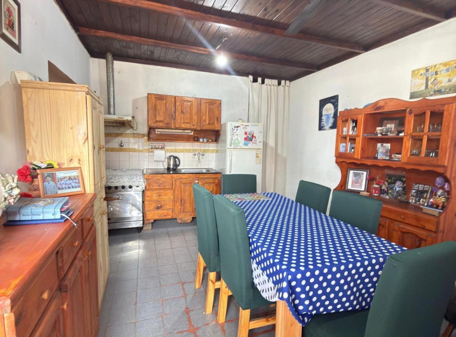 Foto de VENTA DE CASA CON AMPLIO TERRENO EN PILAR, imagen 4