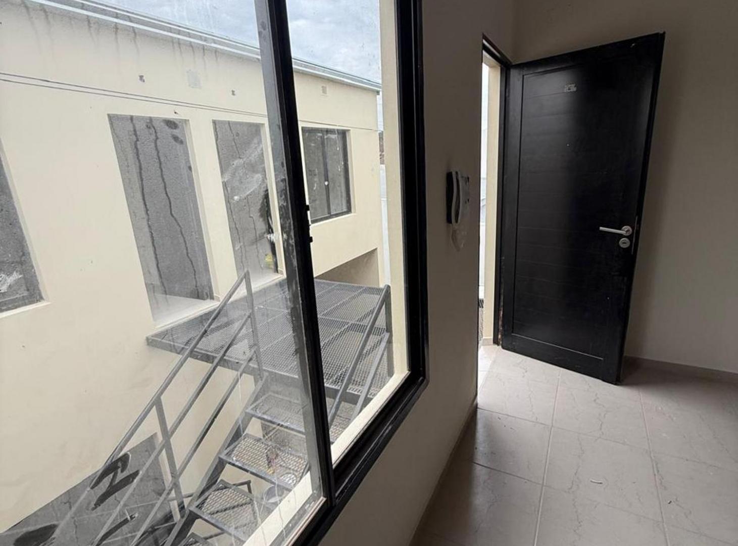 Foto de VENTA DEPARTAMENTO 1 DORMITORIO ZONA CENTRO, imagen 3
