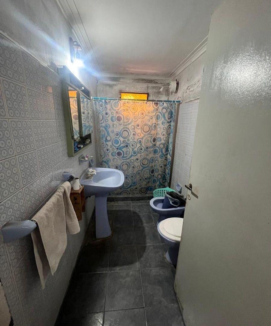 Foto de VENTA DE CASA Y LOCAL SOBRE RUTA NELSON, imagen 4