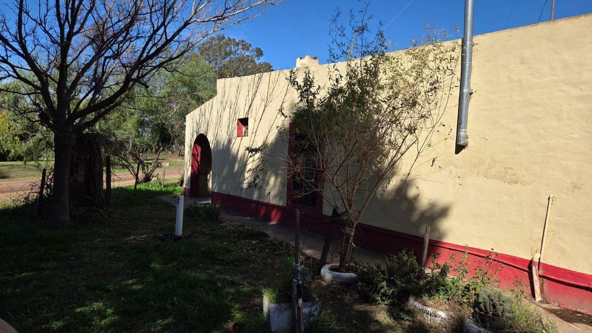 Foto de CASA DE CAMPO FRENTE A CANCHA DE POLO - 7 ESQUINAS, imagen 3
