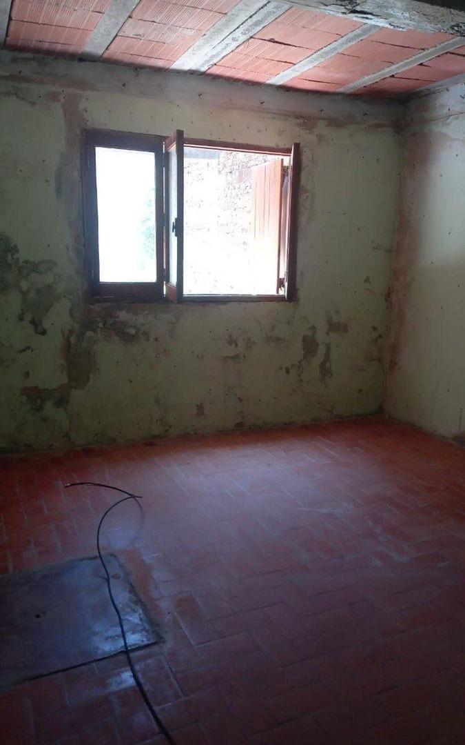 Foto de VENTA CASA A REFACCIONAR ZONA CENTRO, imagen 3