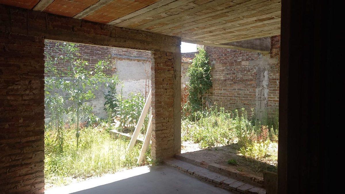 Foto de VENTA CASA A REFACCIONAR ZONA CENTRO, imagen 4