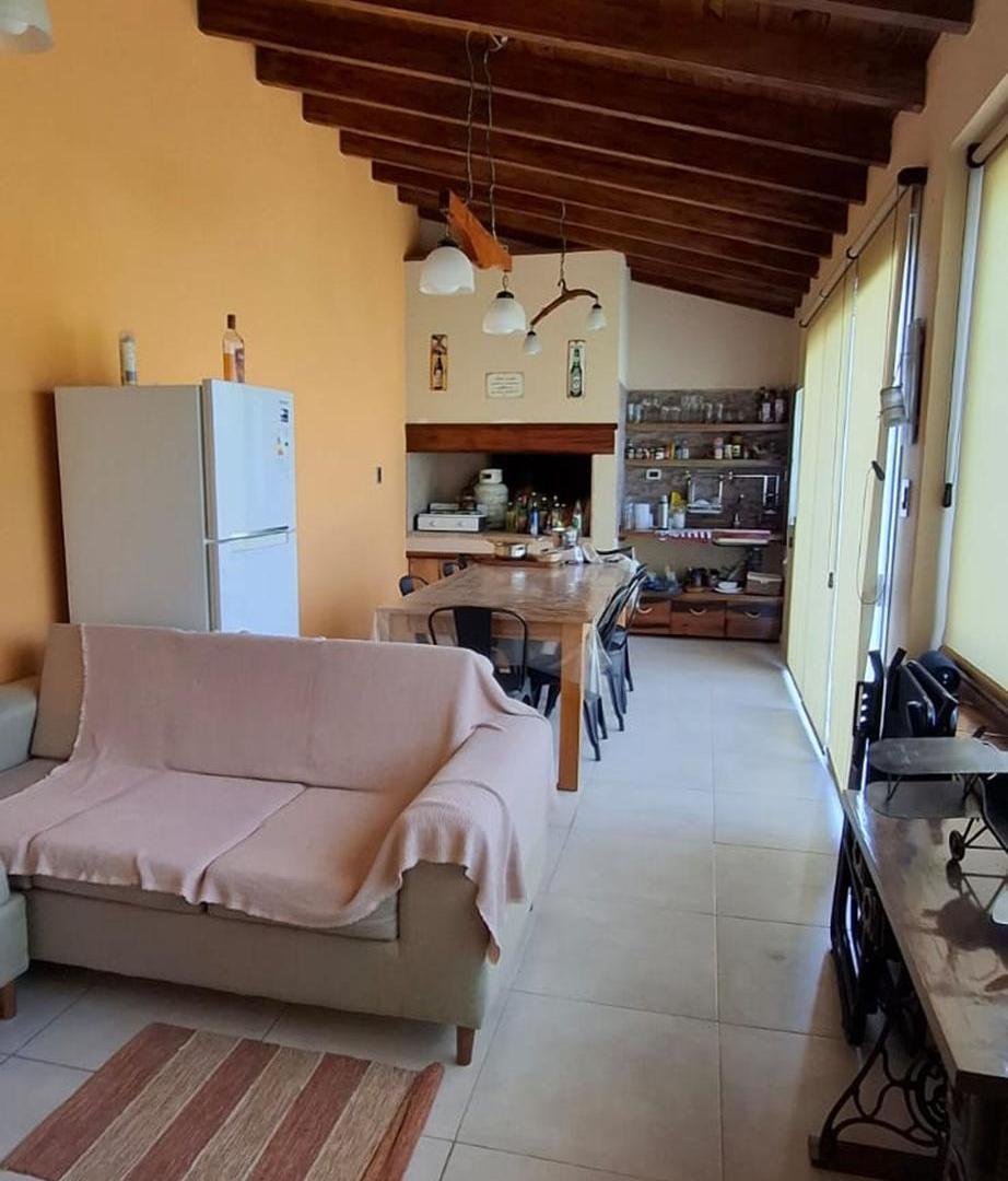 Foto de VENTA Casa quinta en Pujato con pileta.-, imagen 1
