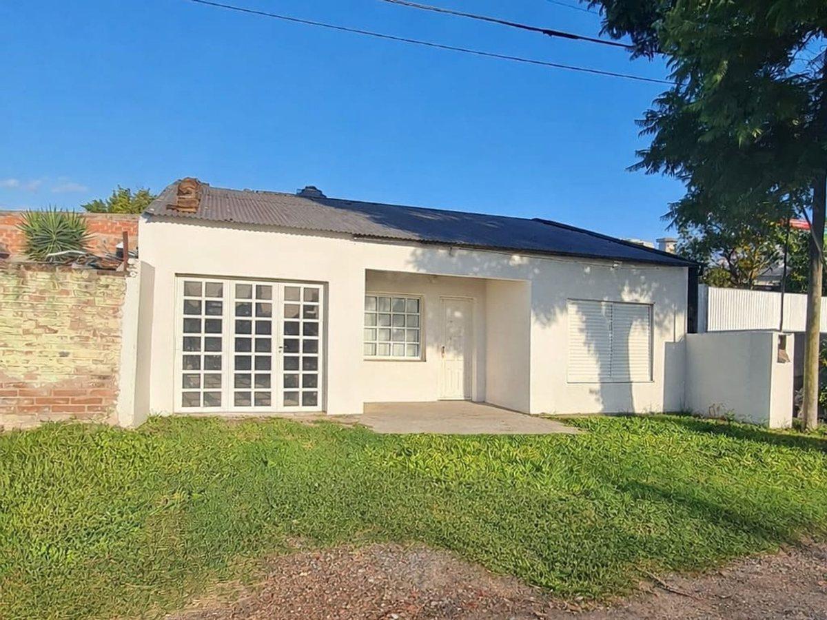 Foto de Venta Casa con renta en San Carlos Centro.-, imagen 5