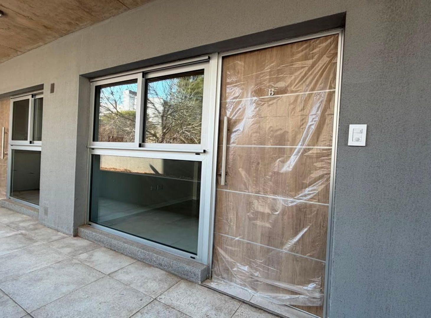 Foto de VENTA DPTO UN DORMITORIO CON COCHERA EDIFICO RIO2, imagen 2