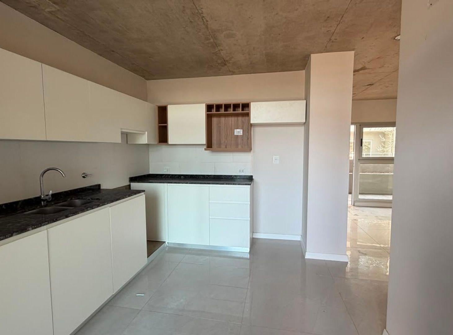 Foto de VENTA DPTO UN DORMITORIO CON COCHERA EDIFICO RIO2, imagen 3