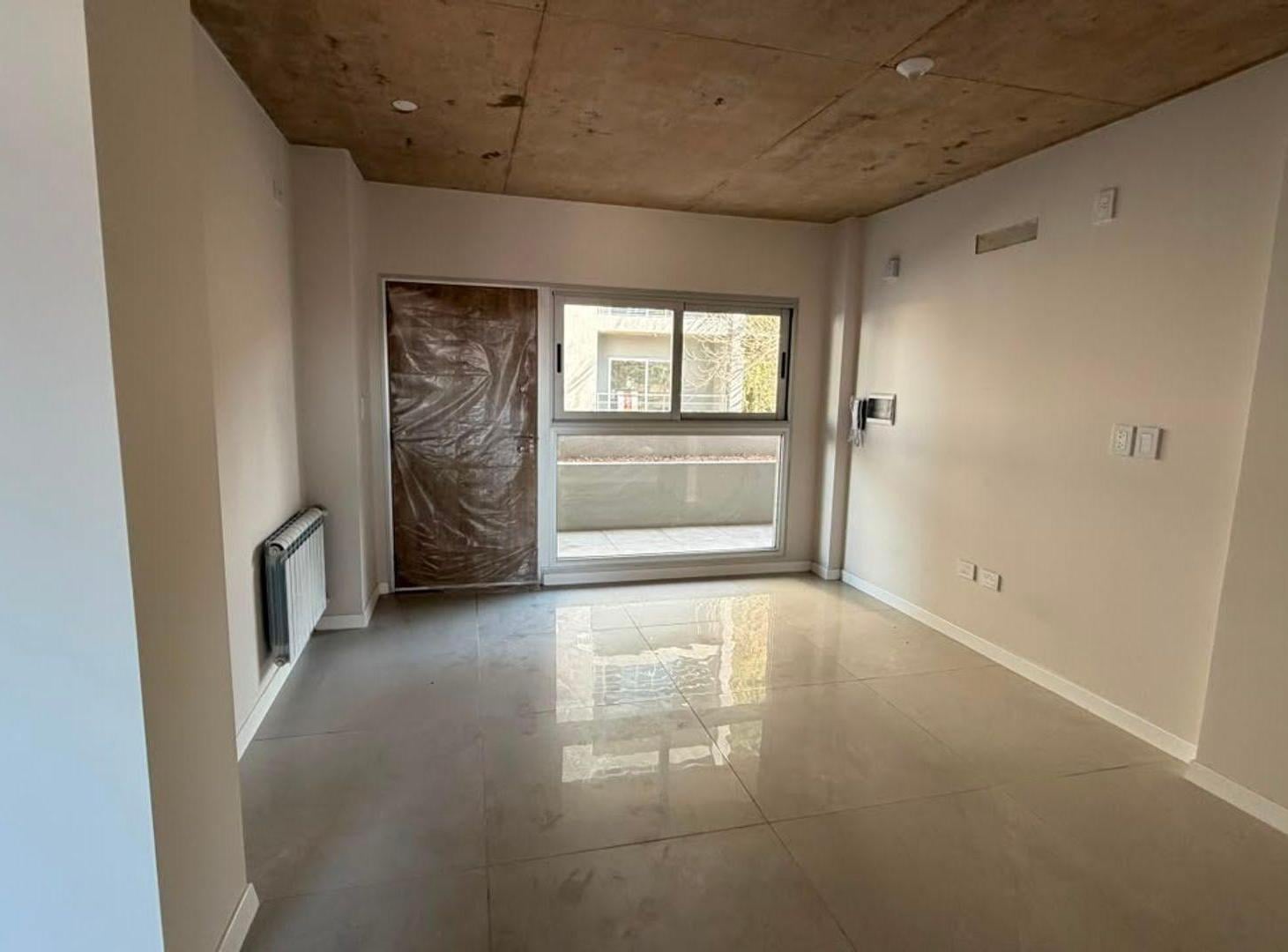 Foto de VENTA DPTO UN DORMITORIO CON COCHERA EDIFICO RIO2, imagen 1