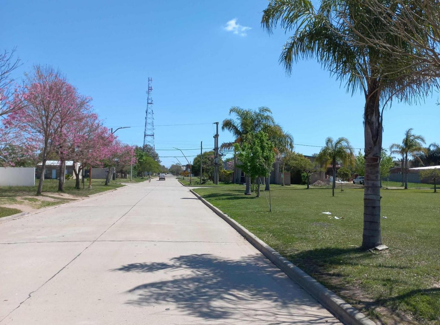 Foto de VENTA terreno de 744 m2 en Llambi Campbell, imagen 2